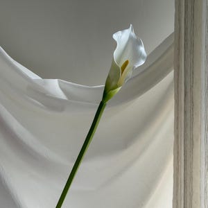 Faux Calla Lily for Bridal Shower, Artificial lily of the valley, Calla Lily Bouquet for Wedding Ceremony Flower CL04 White