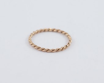 Solid 9ct Gold Twisted 1.6mm Wedding Ring - Rustic, Delicate Vine Band