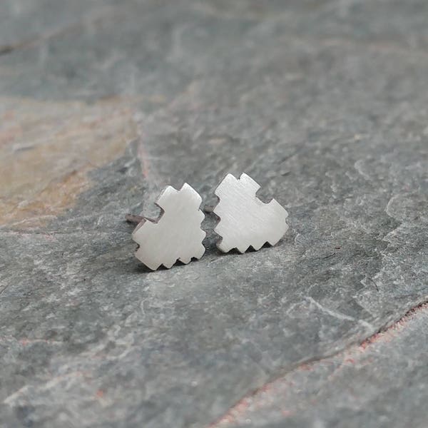 Sterling Silver 8 Bit Heart Stud Earrings - Geek, Gamer, Zelda, Pixelated