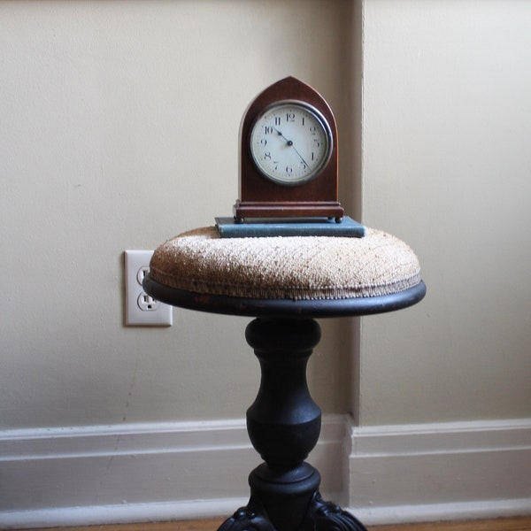 Tabouret de Piano Rond Antique A. Merriam & Co. en Fonte et Bois Réglable