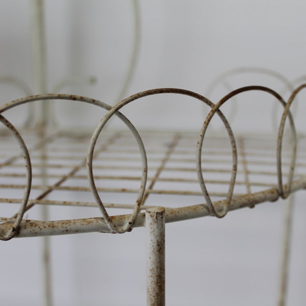 Vintage Metal Rusty Chippy White Plant Stand // 2 Tier // Shabby Chic Cottage Garden