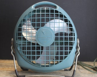 1950s  Fresh'nd - Aire Fanette Tabletop Fan
