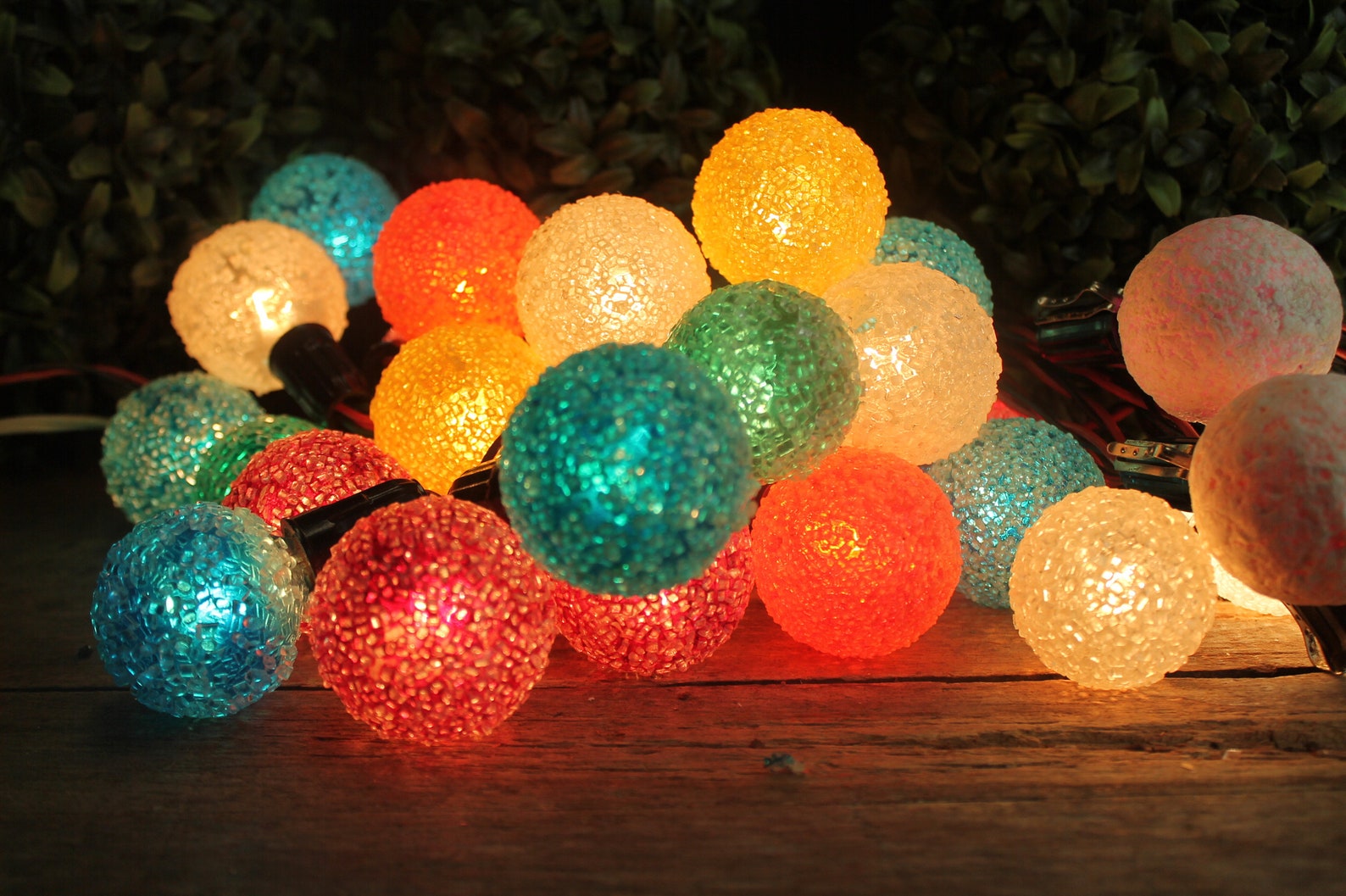Vintage Snowball Christmas Lights 
