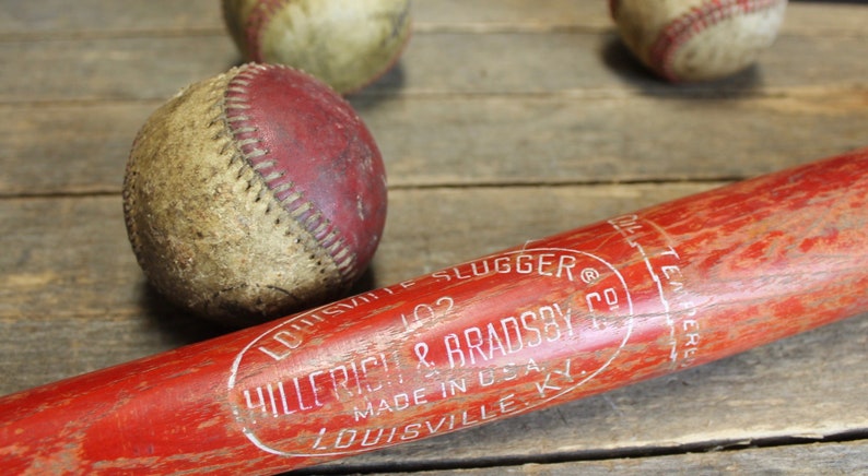 Vintage Wood Louisville Slugger Softball Bat Red Swing King No 102 Hillerich Bradsby Co Red Bat