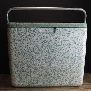 Vintage 1970s Styrofoam Cooler With Aluminum Handle Green and white Speckeled Ice Chest
