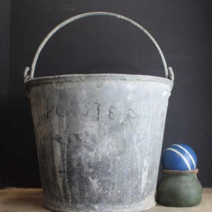 Vintage Heavy Duty Mason&#39;s Plaster Bucket Galvanized Bucket Barn Bucket