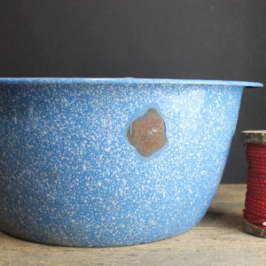 Vintage Rustic Blue Granite Ware Enamel Bowl  Wash Bin  Rustic Farm House