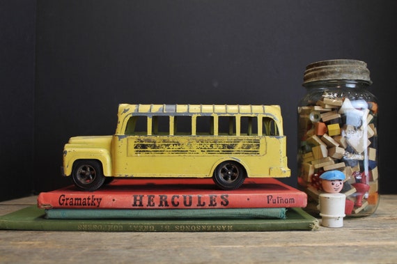 a toy school bus