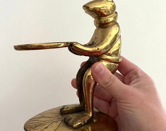 Vintage Brass Frog Display Stand Holder