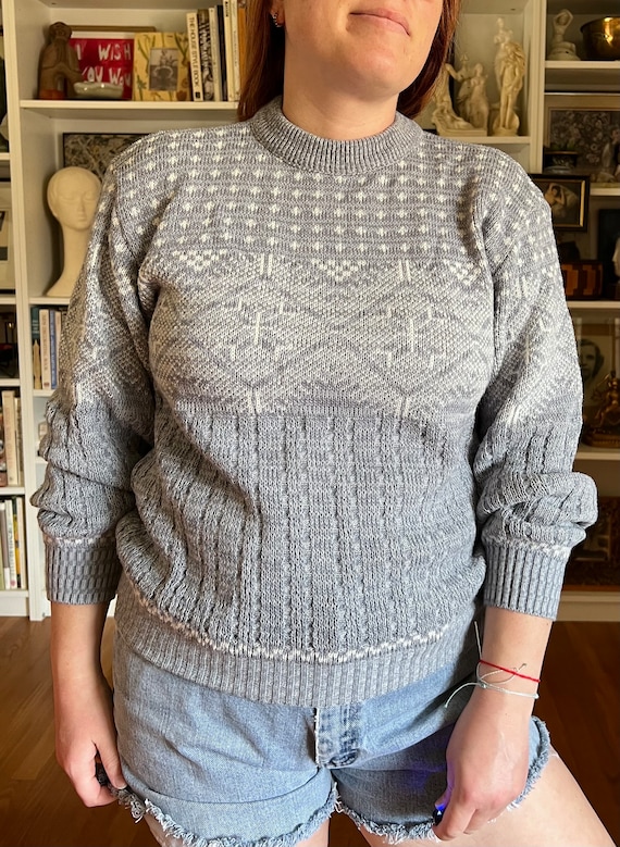 Vintage 1980s Grey Snowflake Sweater - image 1