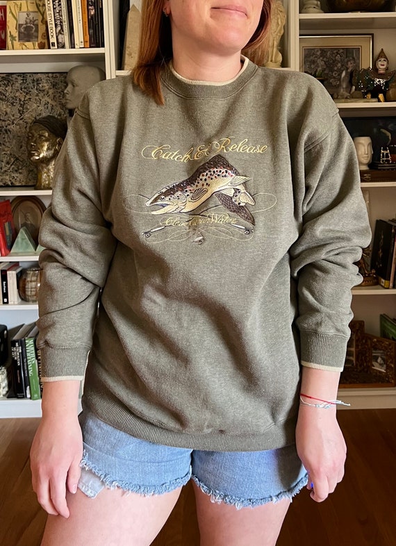 Vintage Y2K Catch and Release Fishing Sweatshirt