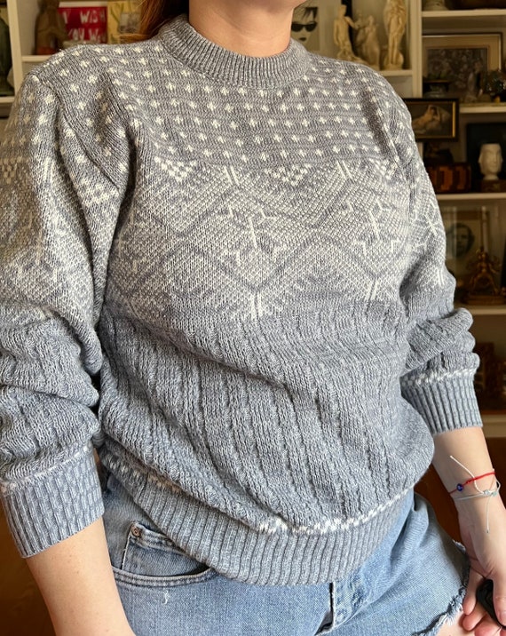 Vintage 1980s Grey Snowflake Sweater - image 4