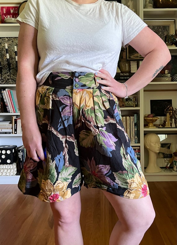 Vintage 1980s Black Floral Shorts