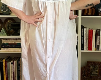 Vintage 1980s Pale Pink Floral Button Down Nightgown Dress