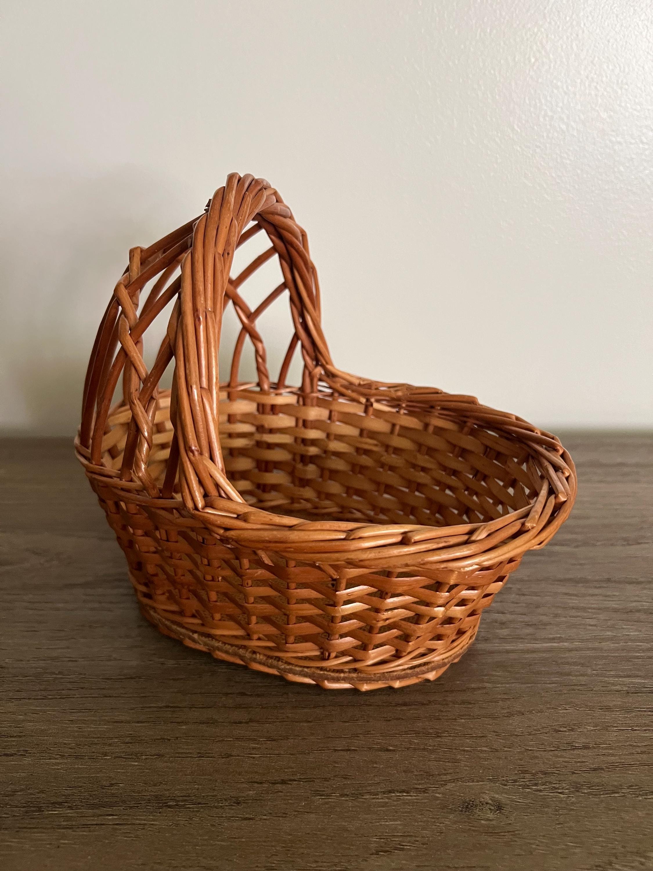Vintage Wicker Baby Basket - Etsy