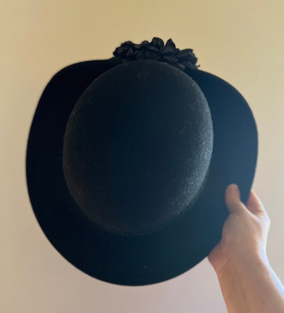 Vintage Black Felt Floral Wool Hat - image 7