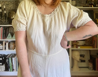 Vintage 1970s Balkan San Francisco Cream Lace Nightgown Dress