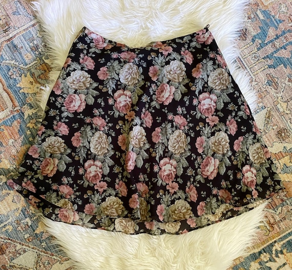 Vintage 1990s Black Floral Flowy Skirt - image 2