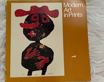 Vintage 1973 Modern Art in Prints MOMA Paperback Book