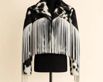 Ręcznie robiona kurtka ze skóry bydlęcej w kolorze czarnym, białym, z frędzlami, w stylu zachodnim