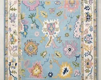 Alfombra de lana tejida a mano, alfombra botánica floral azul cielo, arte de piso con flores en tonos pastel