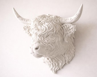 Matte White Highland Cow Wall Art Sculpture | Farmhouse Rustic Animal Decor