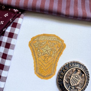 Aggie Ring Needlepoint Canvas 18 Mesh med ditt val av baktyg