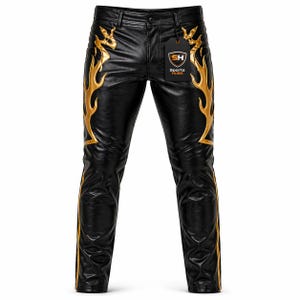 Peut inclure: Pantalon en cuir noir avec des motifs de flammes dorées sur le devant et les côtés. Le pantalon a une conception classique à cinq poches et une étiquette "SH Sports Hubs."