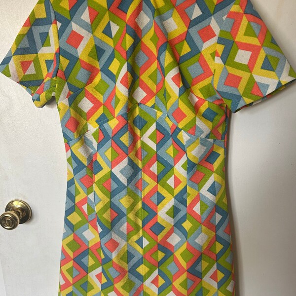 Vintage Mod 1960s / 1970s Go Go Geometric pattern dress / Colorful / Retro