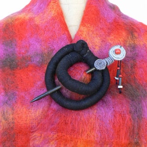 Statement hair barrette with ornate stick, Large round fascinator, Black Ponytail holder, Textile shawl brooch, Bold bun hair fork image 8