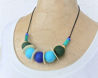 Boho chic short necklace, Indie Style, Wearable bohemian jewelry, Easy going felt bib, Bold turquoise choker