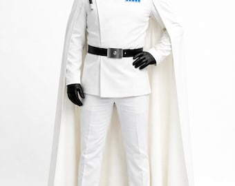 Strój cosplay oficera imperialnego, biały mundur dowódcy kosmicznego z peleryną, strój wojskowy science fiction.