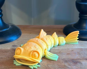 Articulated Fidget Fish Toy, Flexible Sensory Sea Creature, 3D Printed Desk Decor, Unique Rainbow Fidget Gift, Floatable Water Toy