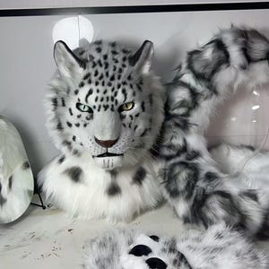 Snow leopard fursuit - Etsy 日本
