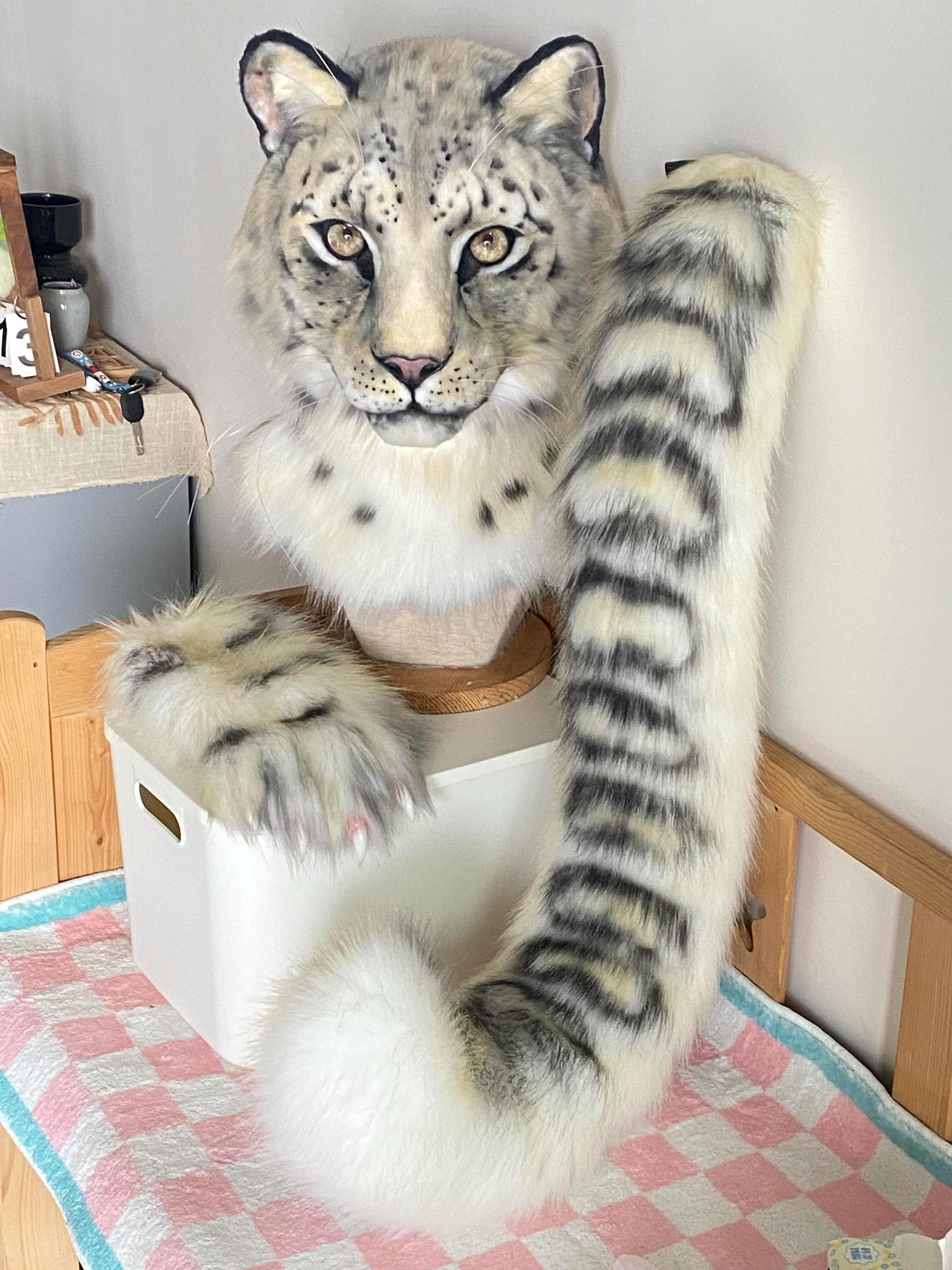 Snow leopard fursuit - Etsy 日本
