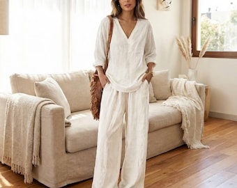 Conjunto de pantalón ancho de mezcla de lino para mujer con top con cuello en V / Atuendo relajado de verano