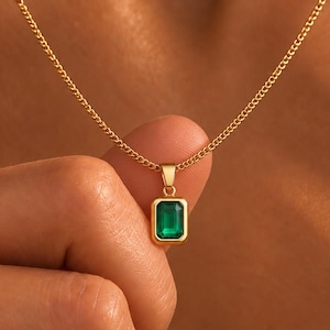 Grüne Smaragdkette, minimalistisches goldenes Choker-Halsband mit Geburtsstein Mai, Geschenkidee für sie, wasserfester Schmuck