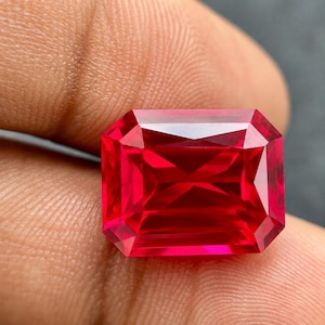 Natural Mozambique Red Ruby Emerald Cut Loose Gemstone 14*11*8 MM 15 CT