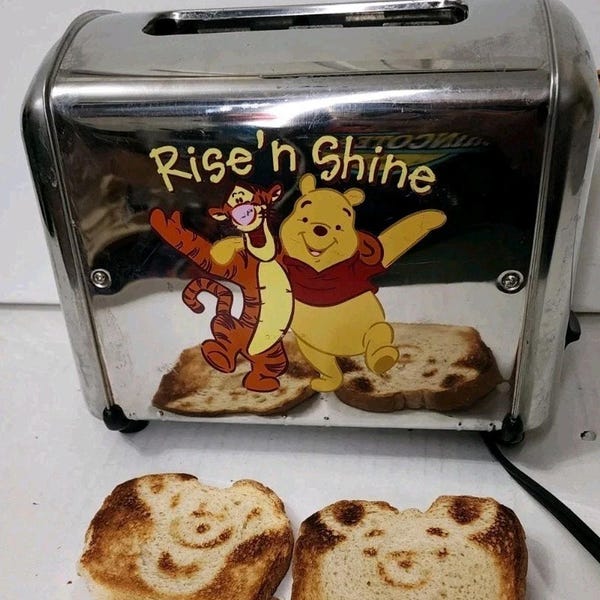 VNT Villaware Disney Winnie The Pooh Tigger Eeyore Rise & Shine musical Toaster  vintage Disney musical toaster
