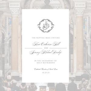 Peut inclure: Une invitation de mariage blanche avec une écriture élégante. L'invitation comprend les noms Ava Catherine Hill et Jeremy Michael Dunlop, ainsi que la date 10.25.25. Le texte est encadré d'un emblème décoratif.