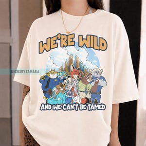 Puede incluir: Un juego de tres tazas de cer&aacute;mica con un acabado mate moteado. Las tazas son de color crema, gris claro y gris oscuro. Cada taza tiene un dise&ntilde;o simple y minimalista y un asa redondeada.