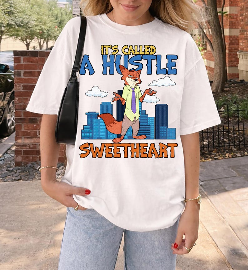 以下が含まれることがあります： つや消し仕上げの、斑点模様のセラミックマグカップ3個セット。マグカップはクリーム色、ライトグレー、ダークグレーの色合いです。各マグカップはシンプルでミニマリストなデザインで、コーヒーや紅茶に最適です。