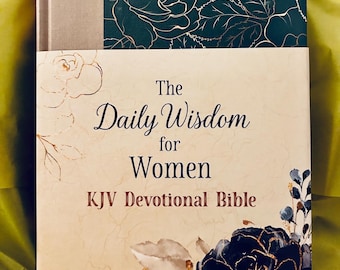 NEW, Daily Wisdom for Women KJV Devotional Bible, 365 Readings, Reading Plan