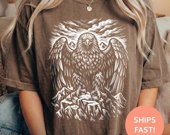 Eagle Mountain Shirt, Eagle Art TShirt, Eagle Illustration Tee, Hawk T-Shirt, Bird Of Prey Top, Mountain Wildlife, Engraving Style