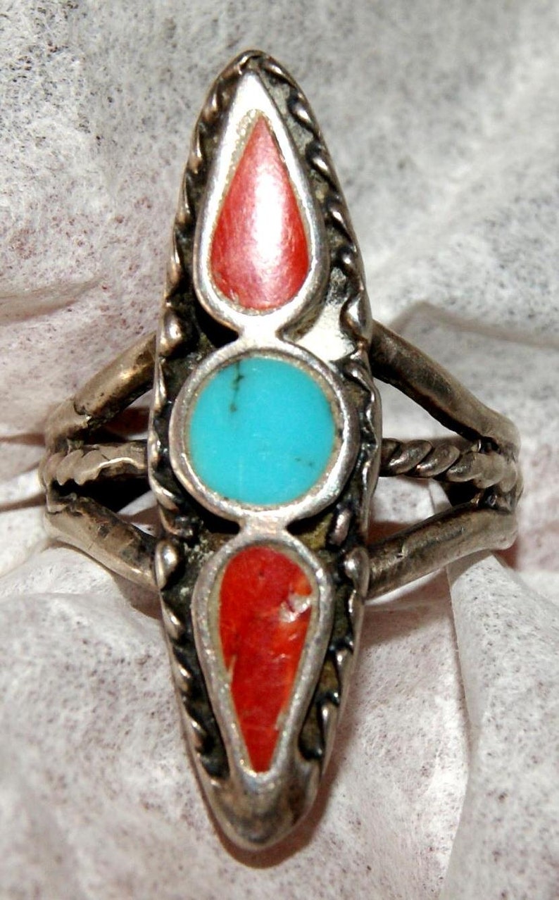 Zuni Spearhead Ring. Turquoise. Coral. Sterling Silver c1960 Free World Ship image 6