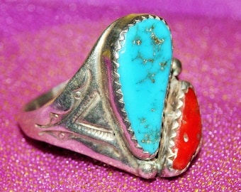 Old Pawn Navajo Ring. Turquoise. Coral. Sterling Silver. c1970  Free World Ship.