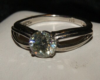 Estate Moissanite Ring. 1.25 Carat. Sterling Silver.  Free Worldwide Ship