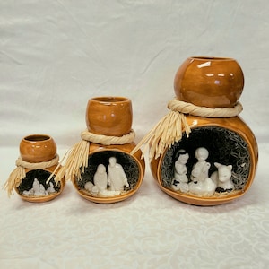 Hawaii Ceramic Nativity Ipu by Lauhala Trading