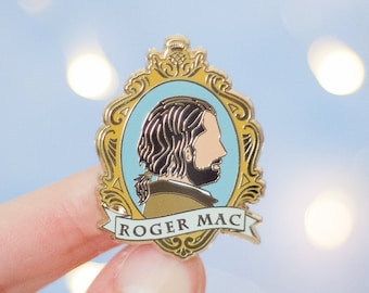 Outlander Enamel Pin - Roger Mac