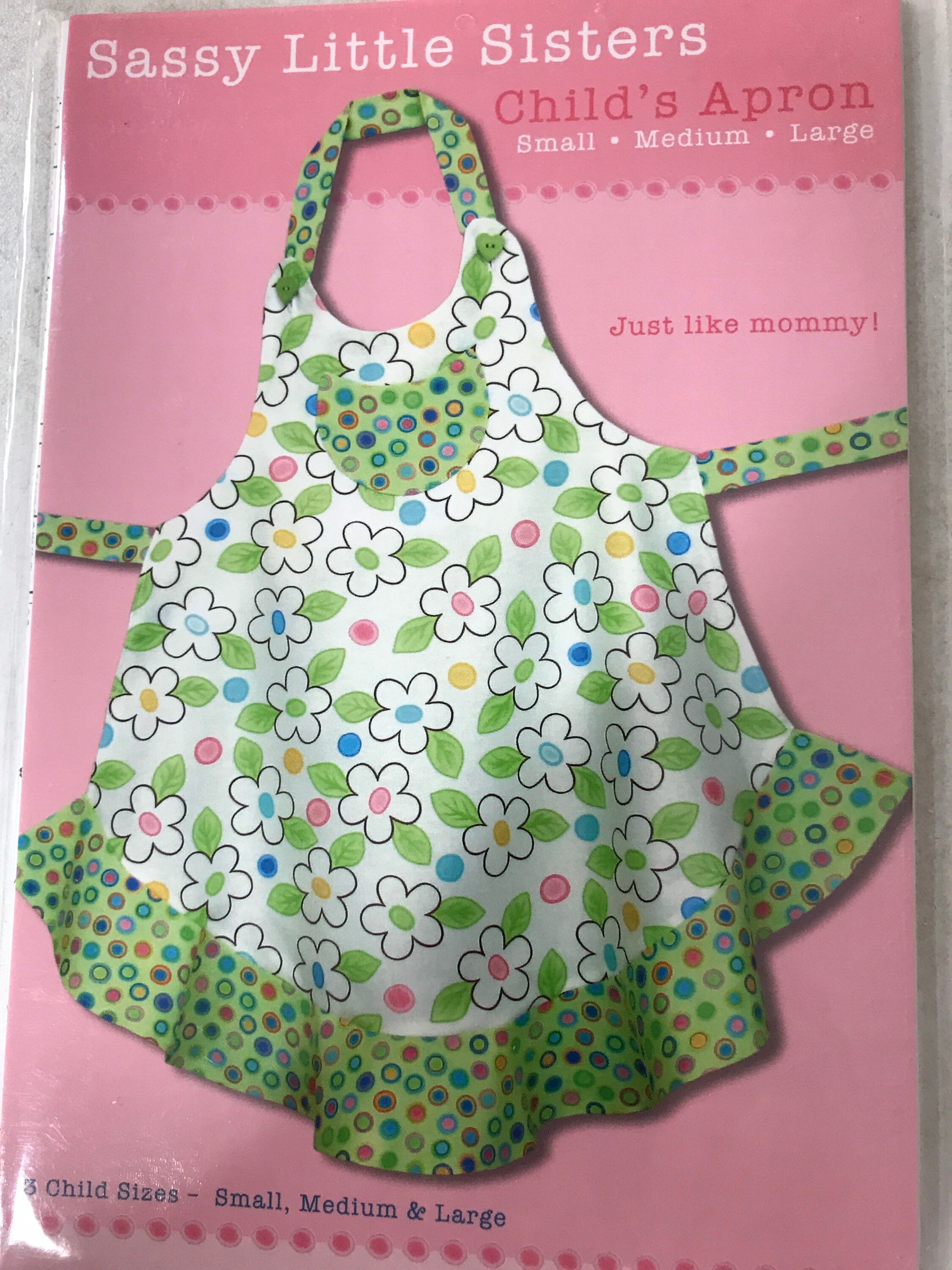 Sewing Pattern Mom and Daughter Apron Various Sizes Sm Med Lg Simplicity  3949
